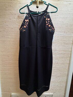 Hailey Lyn Black Floral Embroidered Midi Dress Size Medium